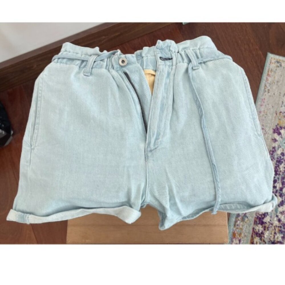 Rag & Bone Light Wash Paperbag Waist Denim Shorts | Size 25